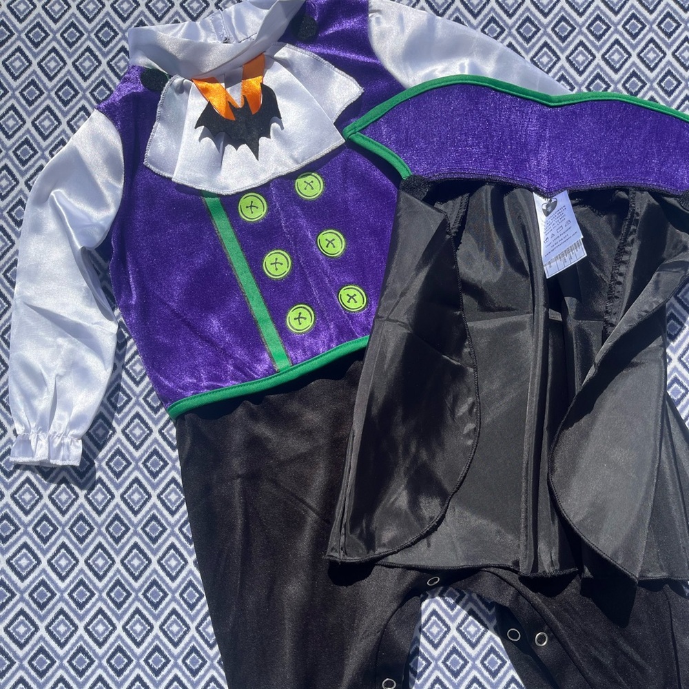 Vampire Infant Halloween Costume, Size 6-12 Months, VGUC to EUC